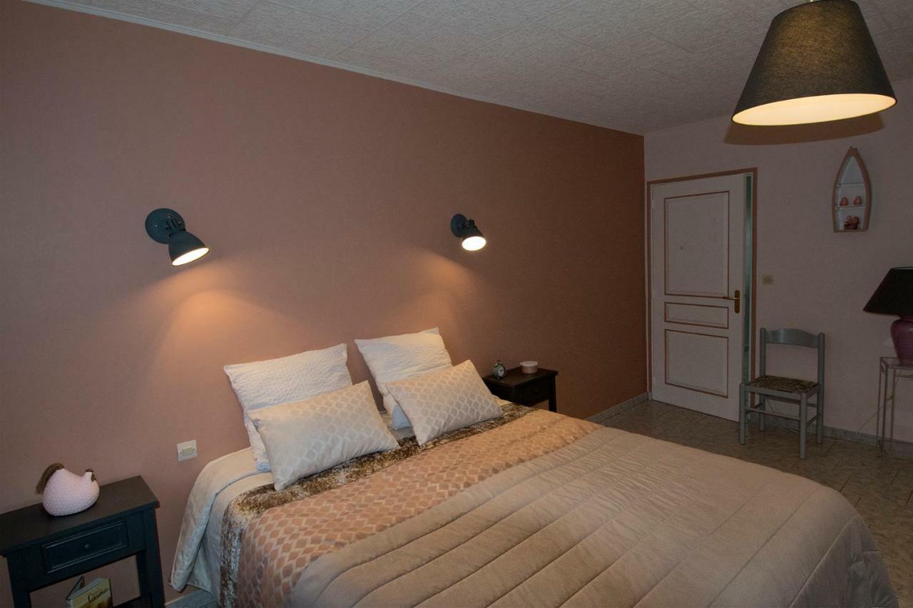 Les Rendzines Bed and Breakfast Nuisement-sur-Coole Eksteriør billede